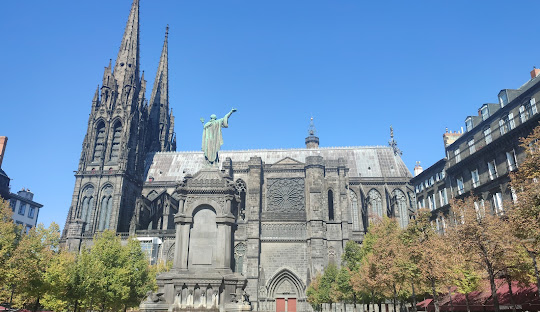 Emplois en Clermont-Ferrand, France